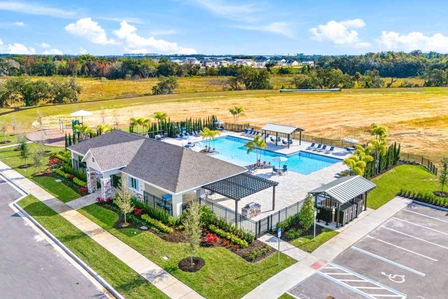 Community amenity available to residents of Eden Crest in Apopka (Image 12).