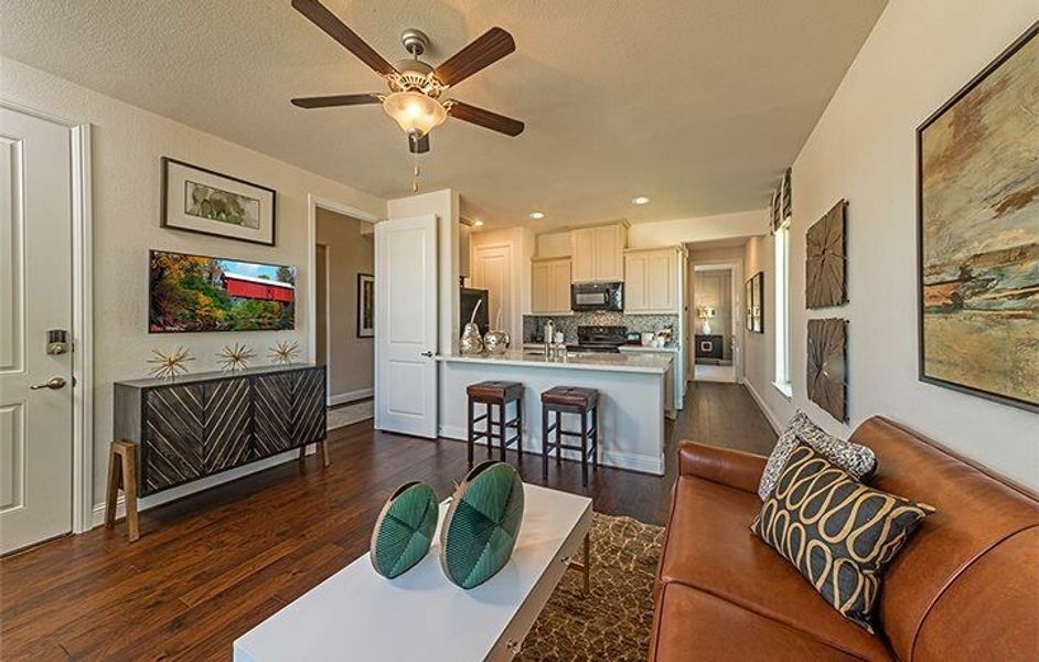 Image 4 of the Lakewood Hills South community in Lewisville, TX.