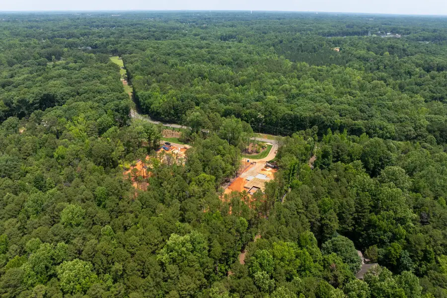 Natural surroundings and green spaces near Weddington Grove in Weddington, NC (Image 3). Natural surroundings and green spaces near Weddington Grove in Weddington, NC (Image 3).
