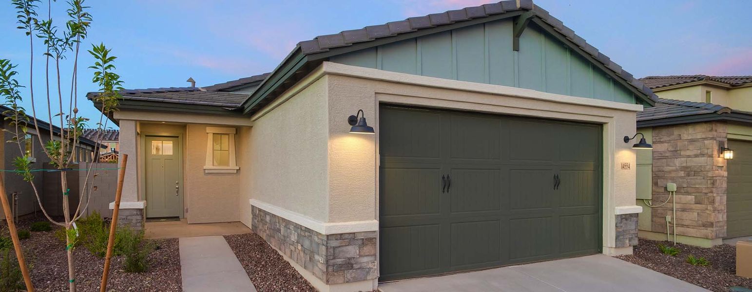 Front exterior of a home in the Beacon Hill at Marley Park community, located in Surprise, AZ (Image 4).