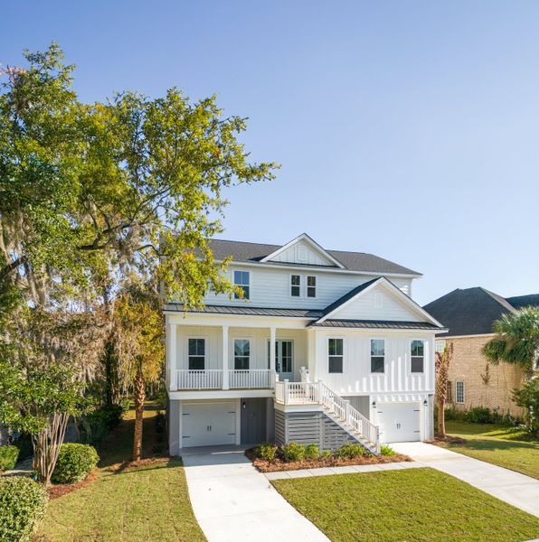Front exterior of a home in the Mount Pleasant Homes community, located in Mount Pleasant, SC (Image 2).