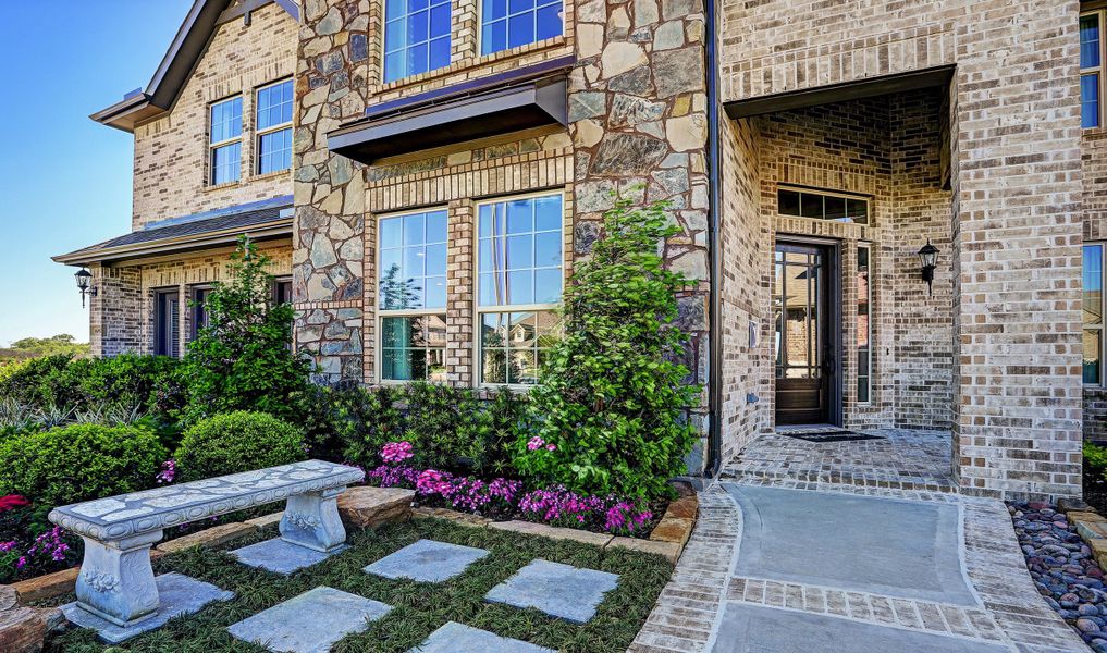 Image 10 of the South Lake Estate community in Mont Belvieu, TX.