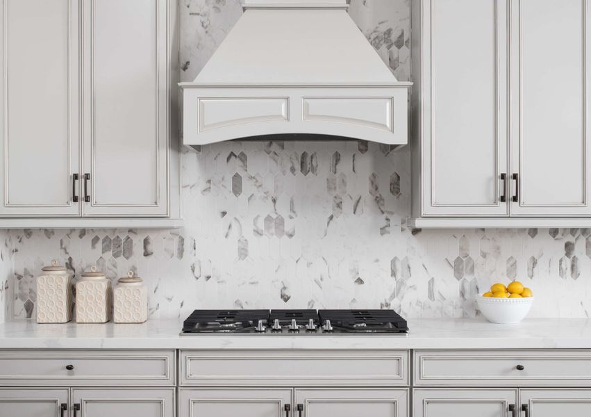 Image 5 of the Del Bello Lakes community in Manvel, TX.