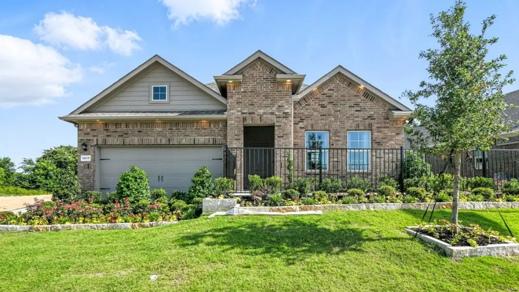 Front exterior of a home in the Vista Park community, located in Decatur, TX (Image 1). Front exterior of a home in the Vista Park community, located in Decatur, TX (Image 1).