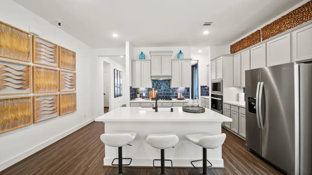 Sorella - Olive lll Model Photo Sorella - Olive lll Model Photo