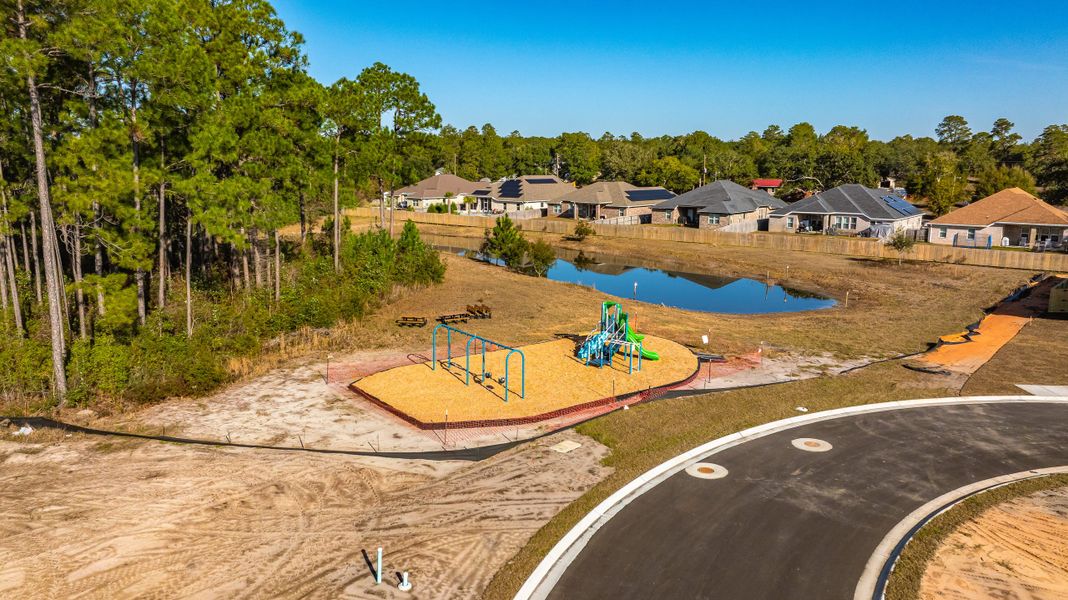 Community amenity available to residents of Buckeye's Landing in Navarre (Image 4).
