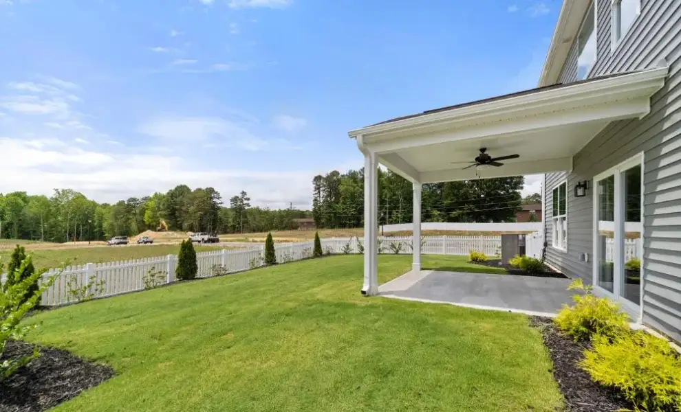 Exterior details of a home in Paisley Pointe, Boiling Springs (Image 3).