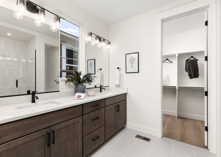 Sterling Ranch Homestead - American Legend Homes Model Home - Main Bathroom Sterling Ranch Homestead - American Legend Homes Model Home - Main Bathroom