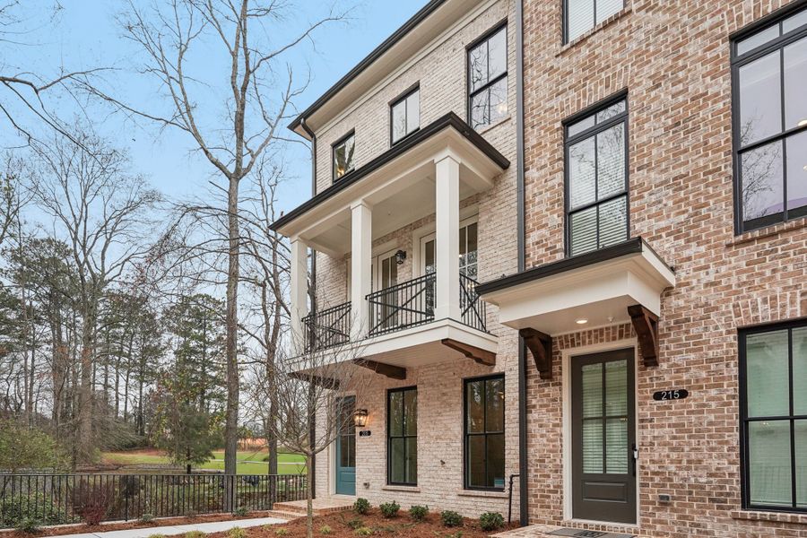 Exterior details of a home in Byers Park, Alpharetta (Image 4).