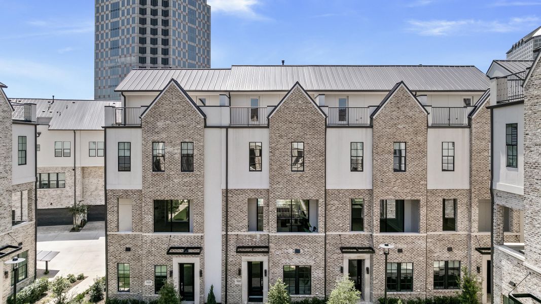 Condo located in Las Colinas Station, Irving, highlighting architectural design (Image 6).