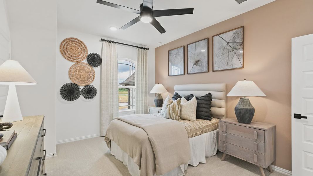 Experience serene elegance with plush bedding, exquisite lighting, and artistic decor in Katy Lakes' premier residences. Experience serene elegance with plush bedding, exquisite lighting, and artistic decor in Katy Lakes' premier residences.
