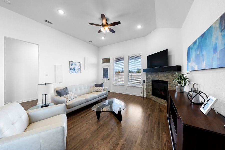 Furnished interior in a model home at Forest Ridge Estates in Greenville (Image 10).