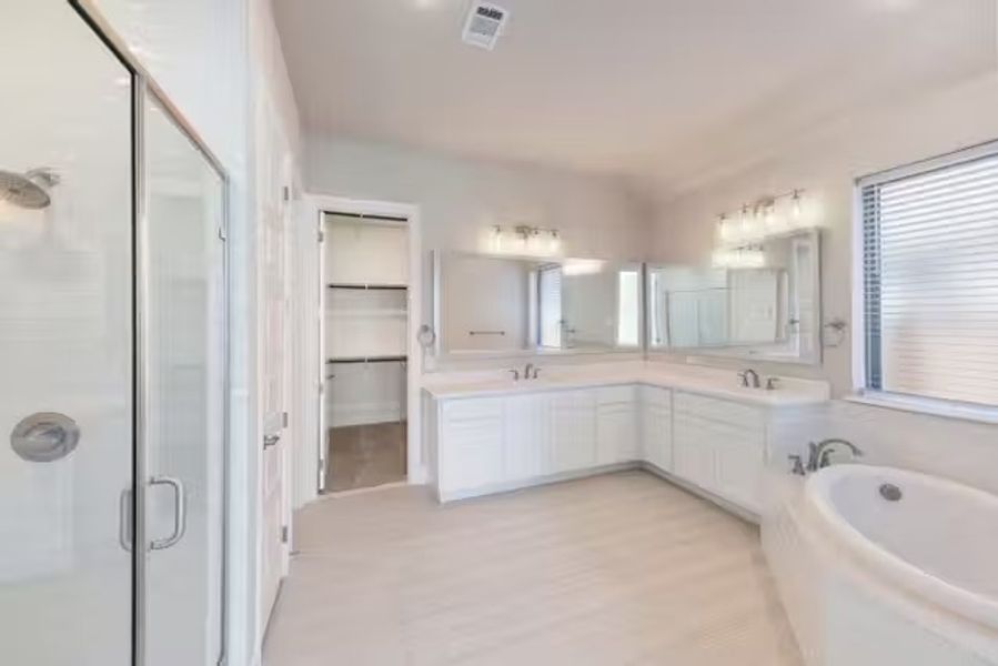 Image 20 of the Stone Creek community in Forney, TX.