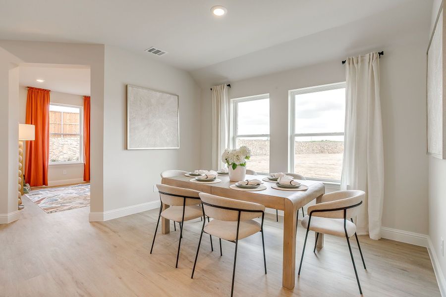 Furnished interior in a model home at Creekside in Royse City (Image 96).