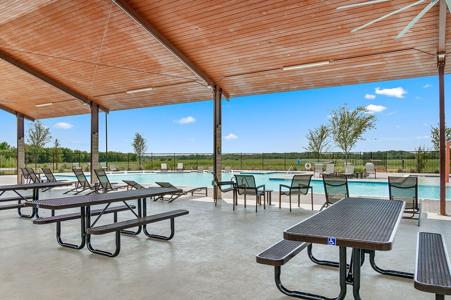 Image 20 of the Winn Ridge II community in Aubrey, TX.