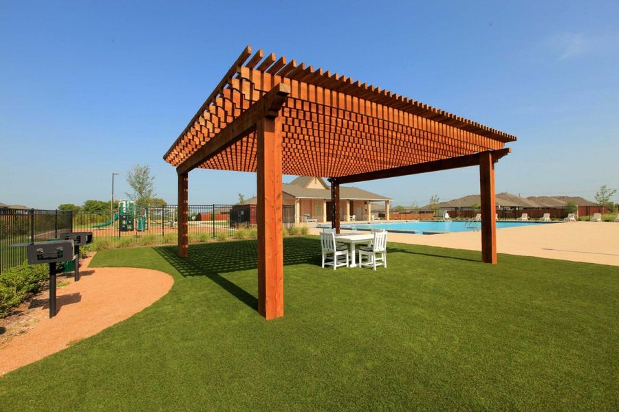 Image 78 of the Arrowbrooke 60s community in Aubrey, TX.