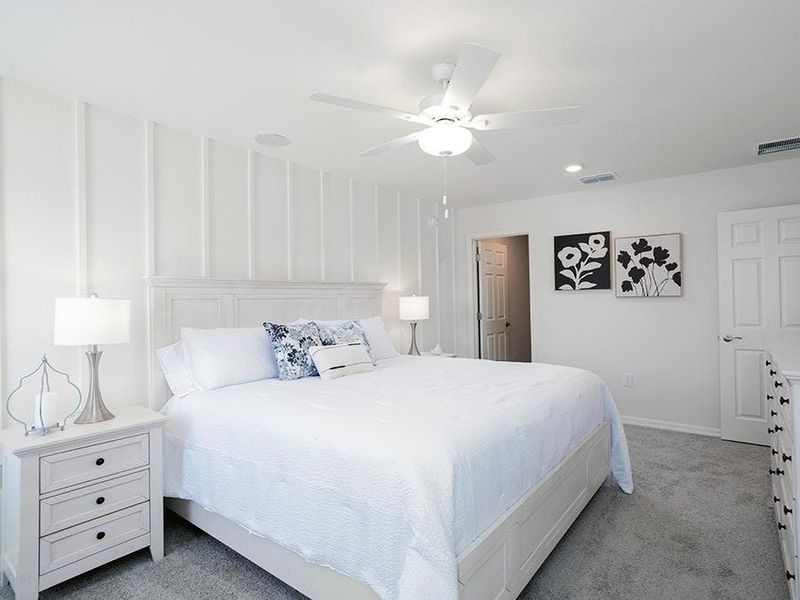 Find rest and relaxation in your private owner`s suite - Azalea townhome in St. Cloud, FL
