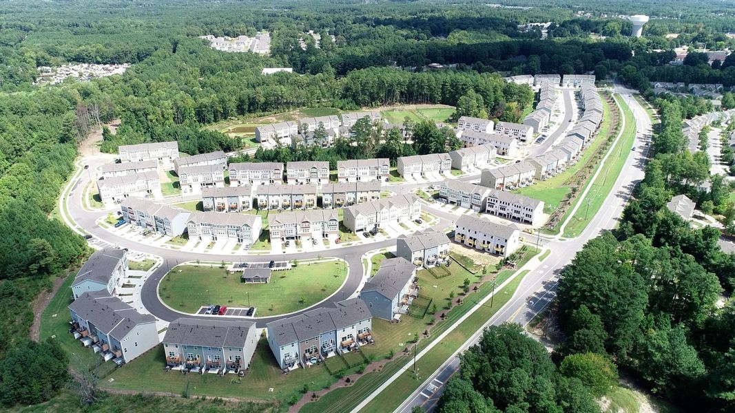 Image 33 of the Ellis Crossing Townes community in Durham, NC.