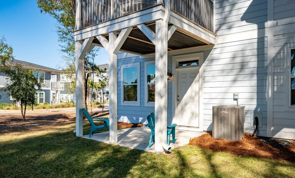 Exterior details of a home in New Riverside Village, Bluffton (Image 16).