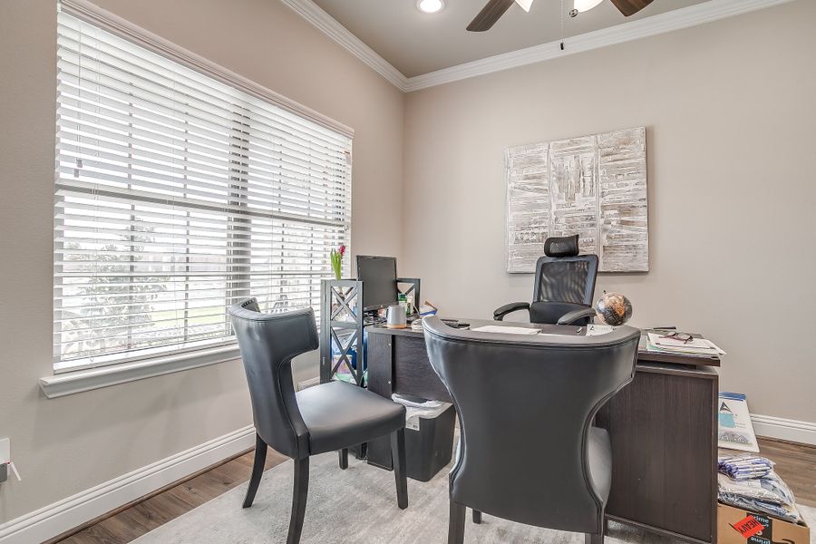 Furnished interior in a model home at Summerwood in Red Oak (Image 18). Furnished interior in a model home at Summerwood in Red Oak (Image 18).