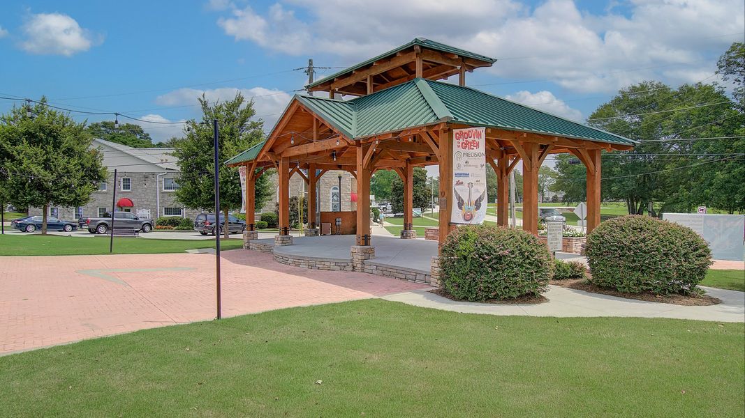 Image 25 of the Everson community in Snellville, GA.