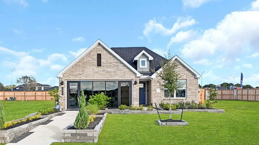 Front exterior of a home in the Post Oak Pointe community, located in Fresno, TX (Image 3).