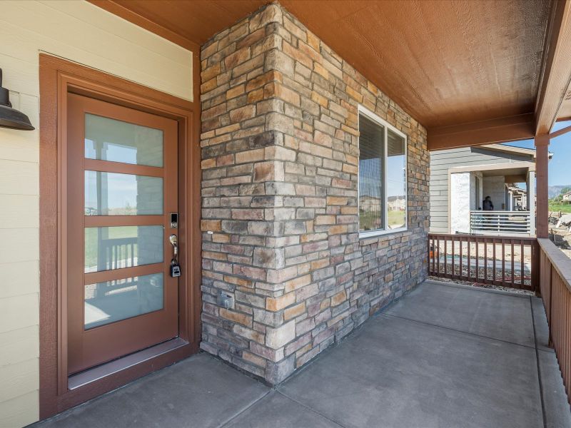 Entry of the Woodland floorplan at a Meritage Homes community in Broomfield, CO.