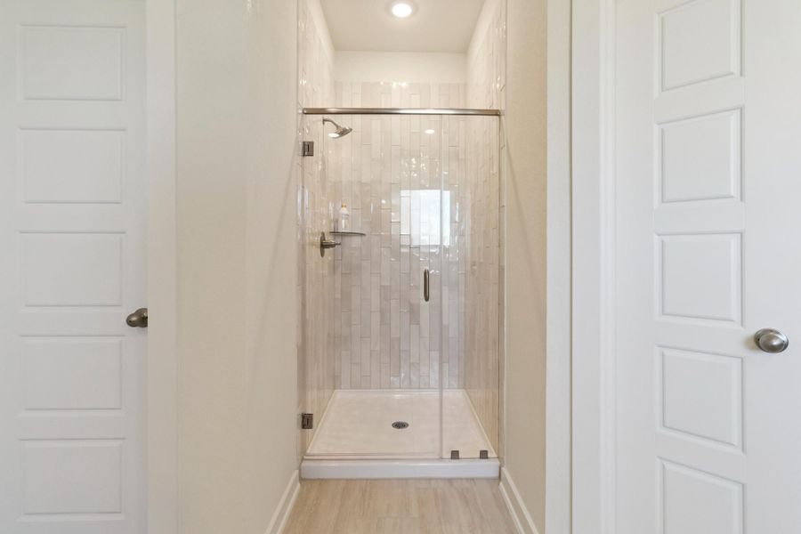 1651 Vista View - Madison - Bonita Vista Model - Primary Bathroom 1651 Vista View - Madison - Bonita Vista Model - Primary Bathroom
