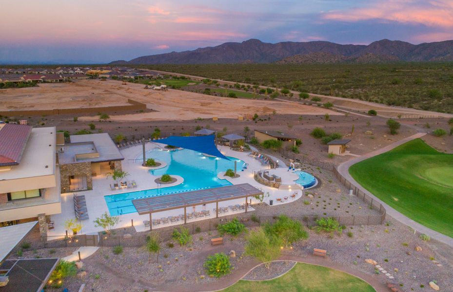 Saguaro Center Pool