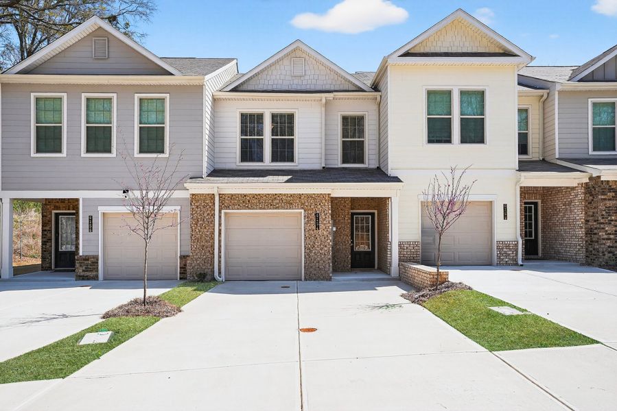 Front exterior of a home in the Morning Creek Forest community, located in Atlanta, GA (Image 3).