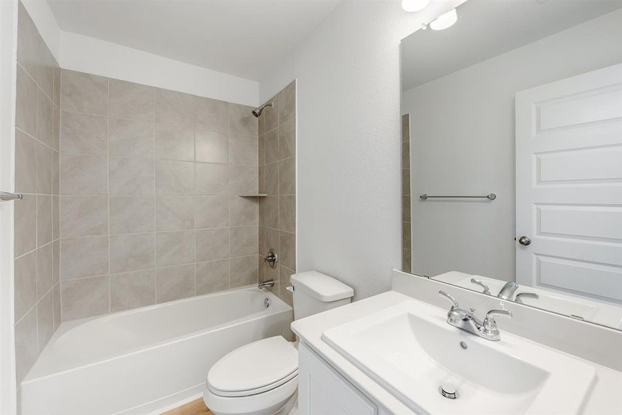 Image 32 of the Seabourne Landing community in Rosenberg, TX.