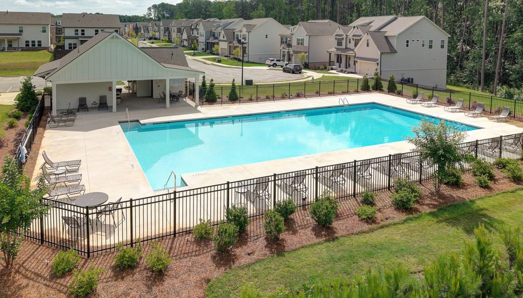 Community amenity available to residents of Crofton Place Enclave in Snellville (Image 15).