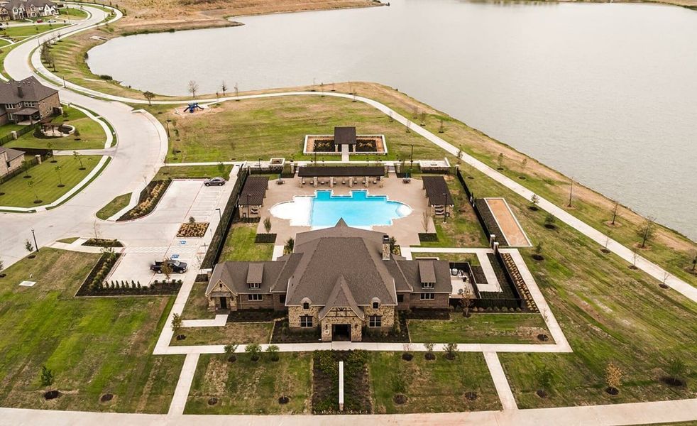 Image 31 of the Mercer Crossing community in Dallas, TX.