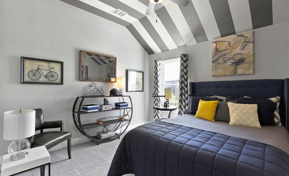 Image 13 of the Mercer Crossing community in Dallas, TX.