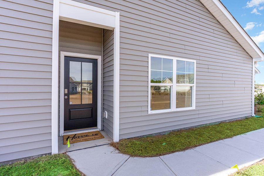 Exterior details of a home in Ridgefield, Conway (Image 35).