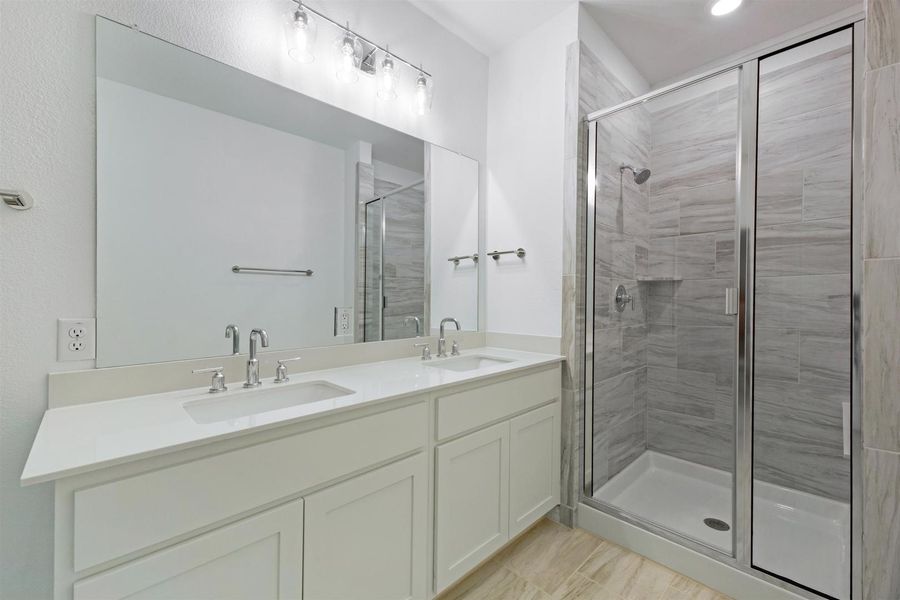 Image 93 of the Legends Crossing - Bungalows community in Irving, TX.