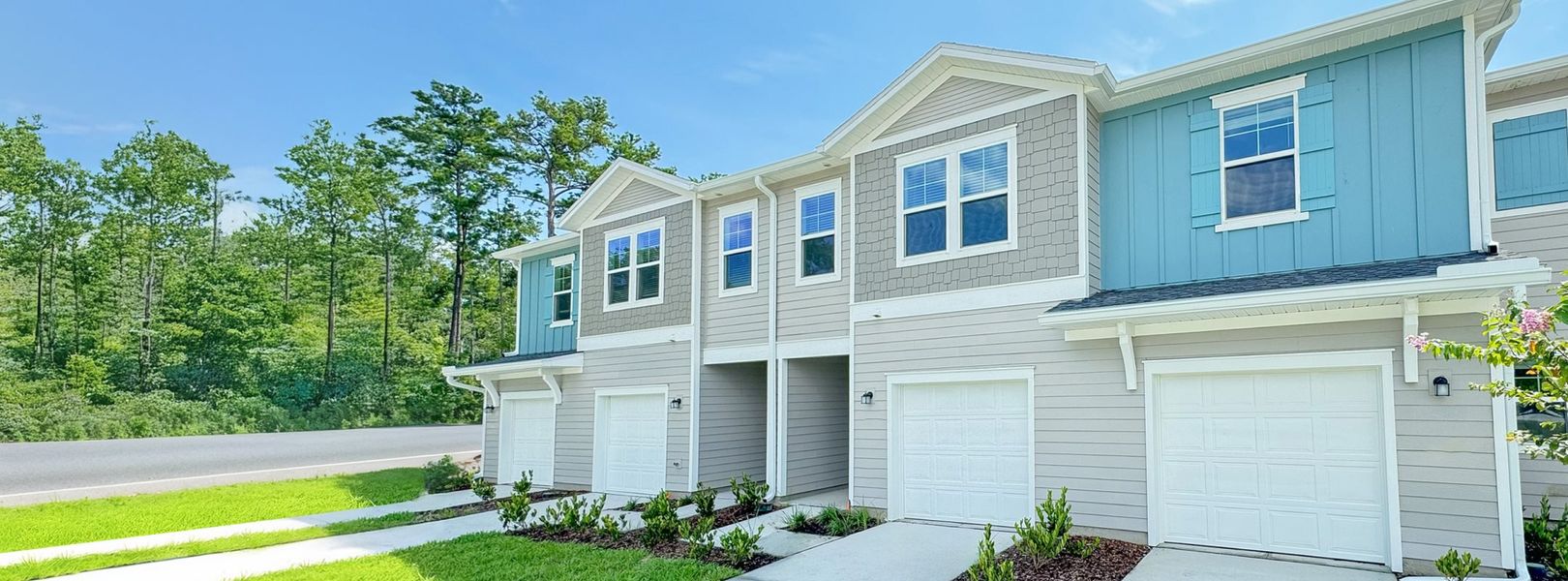 Longbay Townhomes exterior streetview