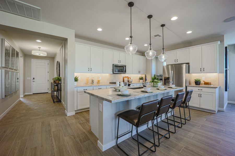 Kitchen - Ventana - Vidrio in Estrella at Goodyear, Arizona by Landsea Homes