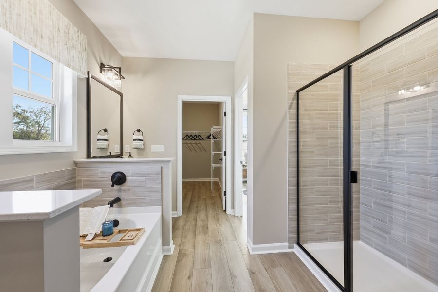 Rivercrest II - Primary Bath