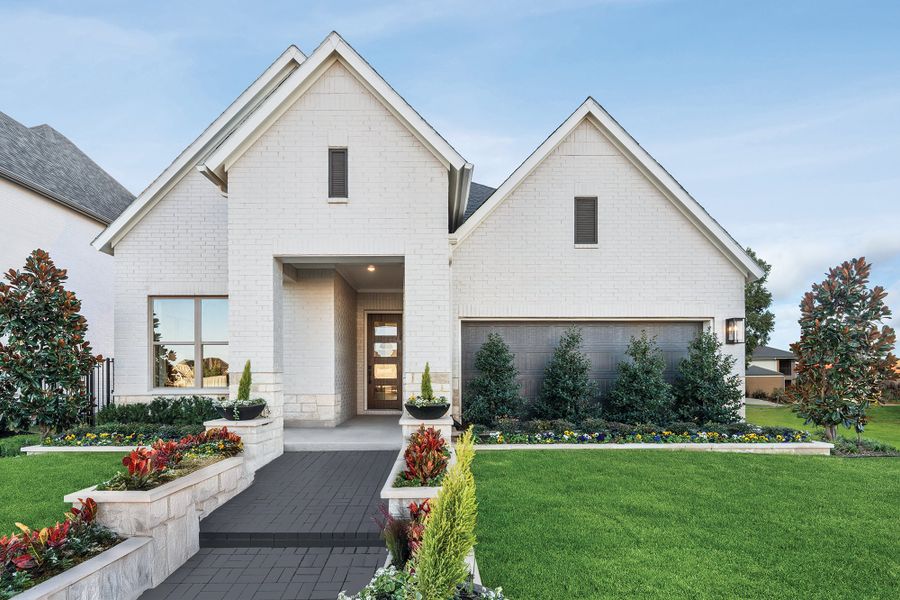 Front exterior of a home in the Goodland – Classic Series community, located in Grand Prairie, TX (Image 3).