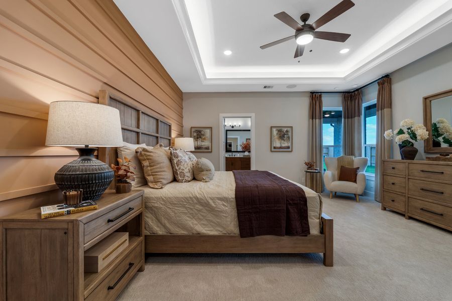 Furnished interior in a model home at Creekhaven in Iowa Colony (Image 15).