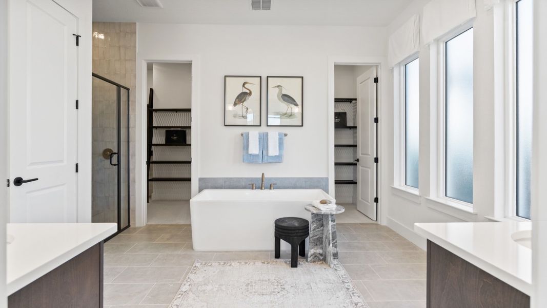 Furnished interior in a model home at Turnleaf 60' in Punta Gorda (Image 19).