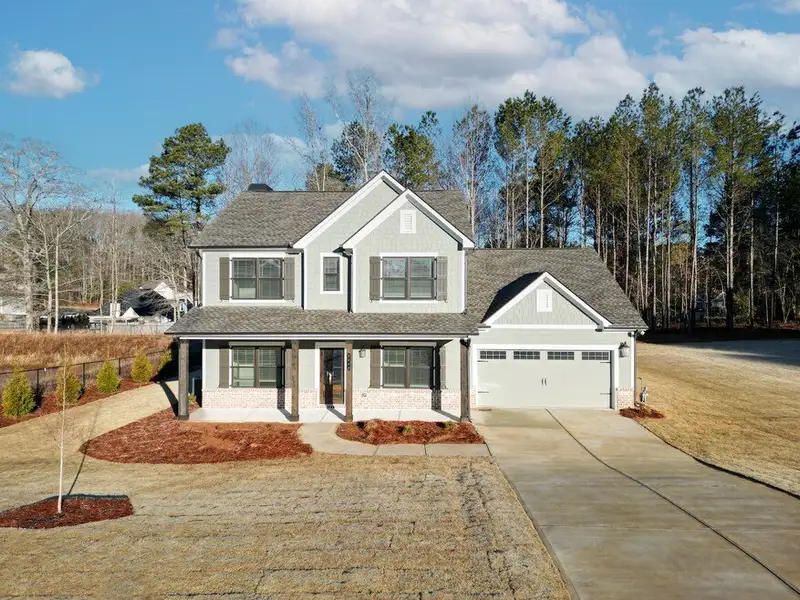 Front exterior of a home in the Red Oak Ridge community, located in Loganville, GA (Image 3).