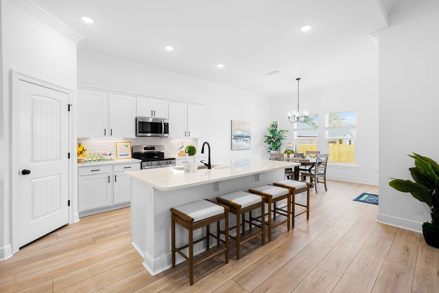 Houston Place - Crestview, FL - DSLD Homes - Comstock III H - Kitchen