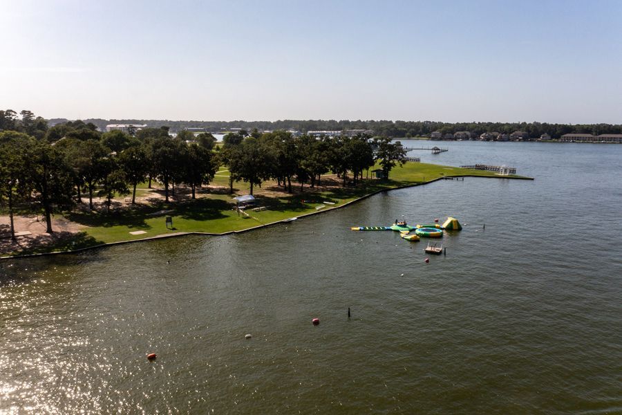 Natural surroundings and green spaces near The Pines at Seven Coves in Willis, TX (Image 60).
