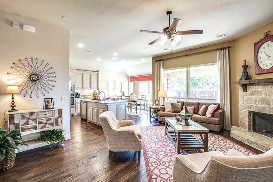 Image 12 of the Autumn Run community in Midlothian, TX.