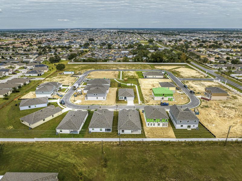 Image 10 of the Calabay Crossing community in Haines City, FL.