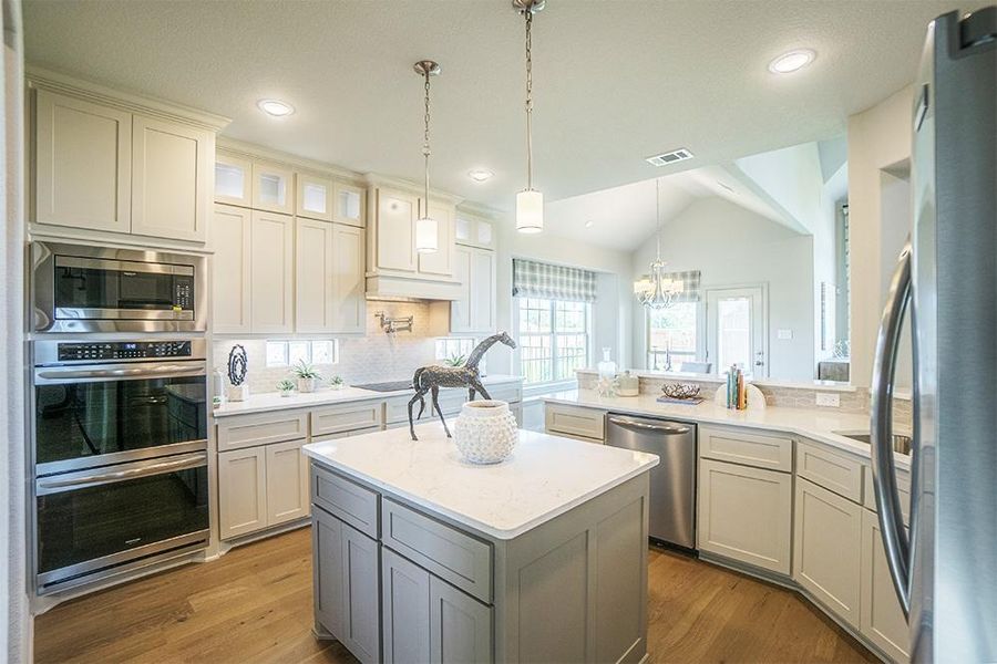 Image 2 of the Estates of Cole Manor community in Red Oak, TX.