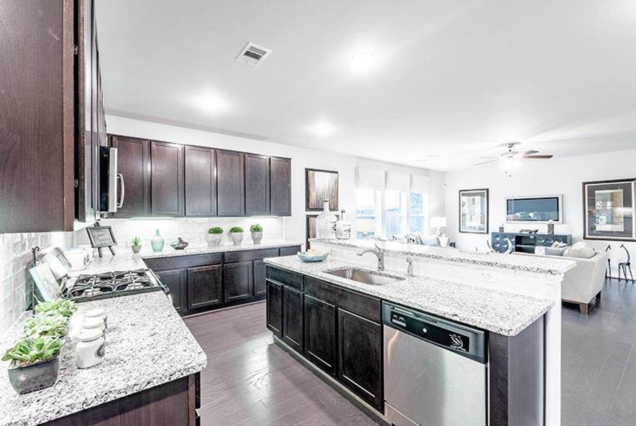 Image 10 of the Lynnwood community in Baytown, TX.