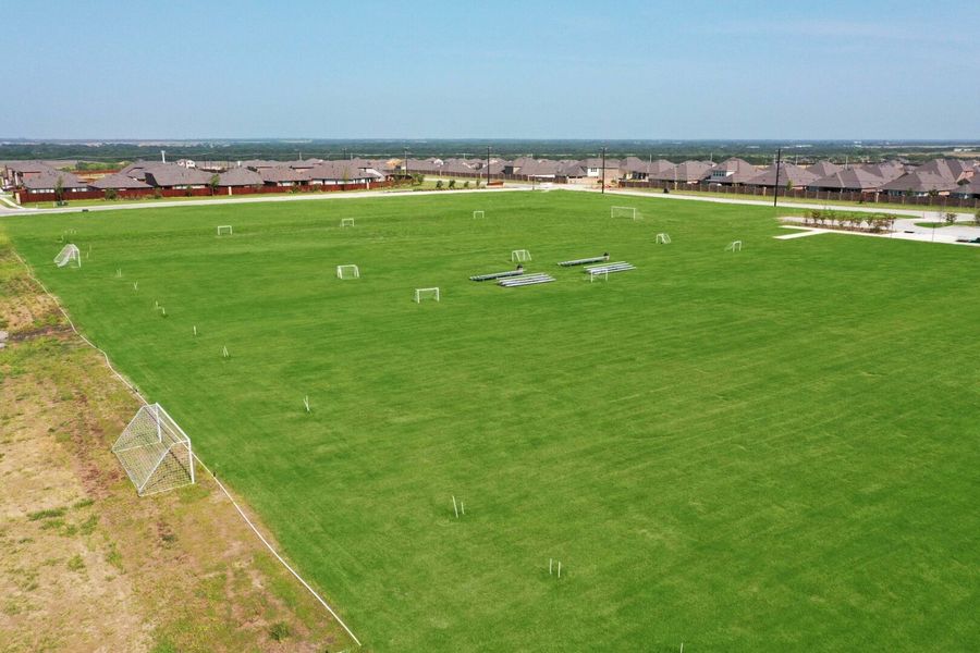 Image 70 of the Arrowbrooke 60s community in Aubrey, TX.